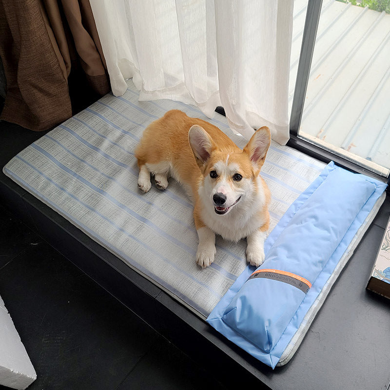 Cool Ice Silk Summer Dog Mat – Anti-Bite, Non-Stick Hair Pet Mattress