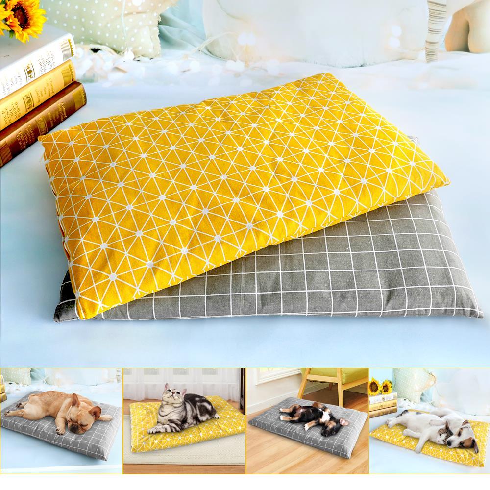Cozy Winter Dog House Bed – Soft, Plush, Warm Sleep Spot