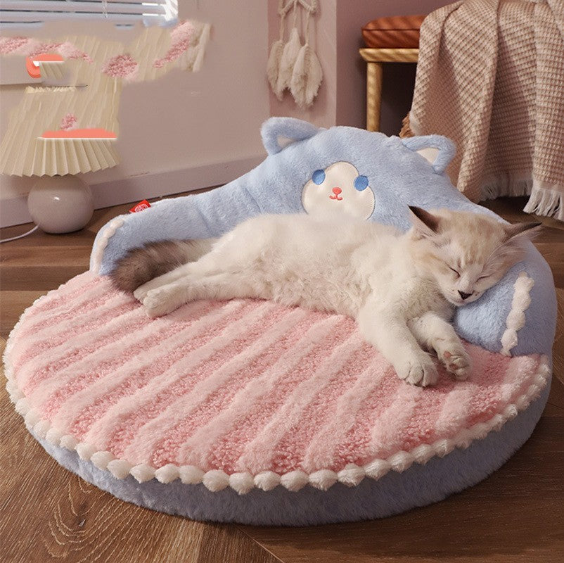 Winter Cat Sleeping Nest – Cozy Semi-Enclosed Pet Bed for Cold Weather Comfort